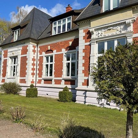 Dobbeltvaerelse I Smuk Palaevilla Stenstrup エクステリア 写真